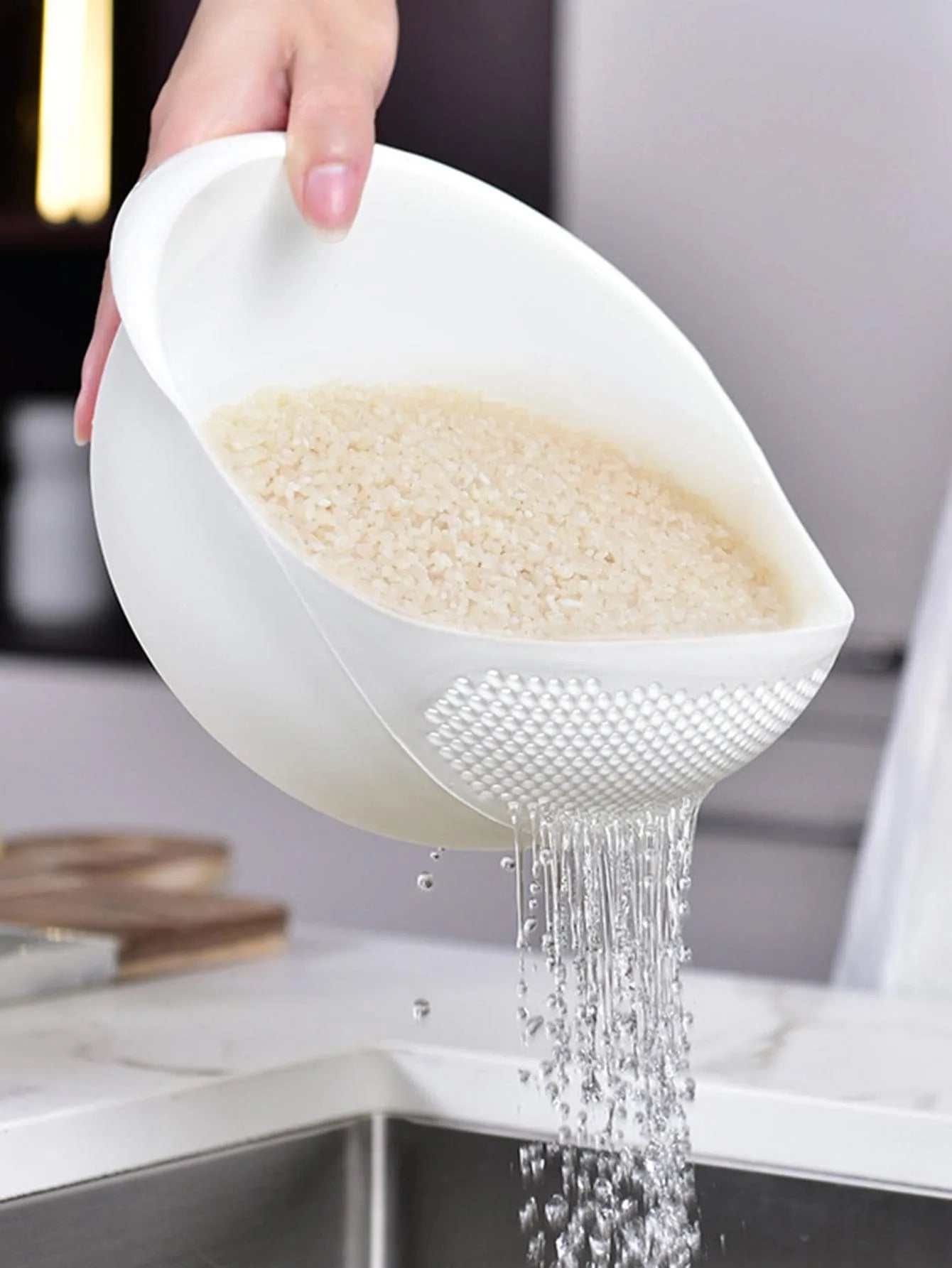 Colanders & Sieves